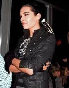 Bill Kaulitz are un nou look - Interpretul vocal al trupei Tokio Hotel, Bill - Bill Kaulitz