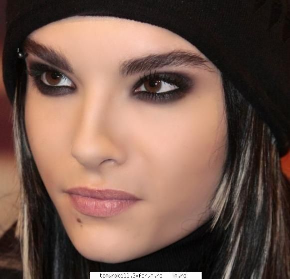 Ce ii place lui Bill si ce nu..... - Lui Bill Kaulitz ii place..... � Accesoriile - Bill Kaulitz