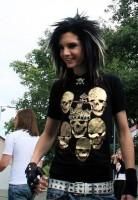 funny with bill - b iti place cureaua? o fana e suuuper! b too fata - Bill Kaulitz