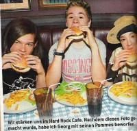 funny with tokio hotel - T: gustav mai incet k o s ate faci cat o balena - Tokio hotel