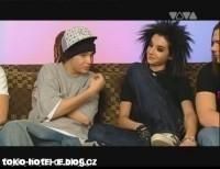 funny with twins kaulitz - t daca eu iti zic ca ea e aia de aseara b zau?hai - Kaulitz Twins
