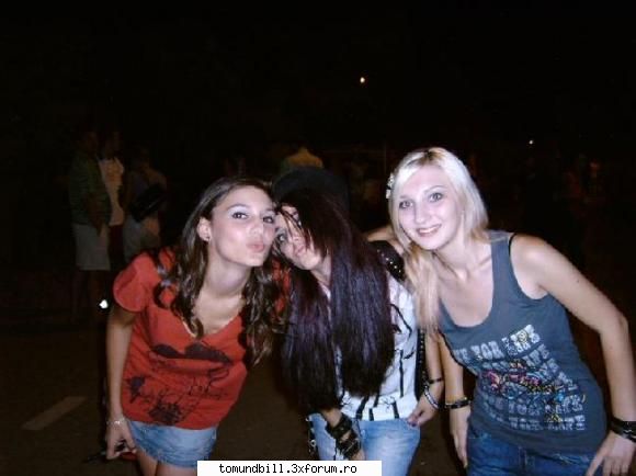poze - lavi_th - Blaxy Girls