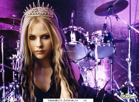 poze - bia_th - Avril Lavigne