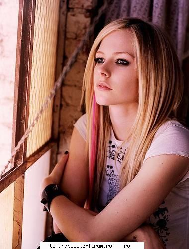 poze - bia_th - Avril Lavigne